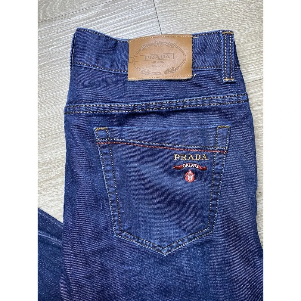 Prada *pre owned*